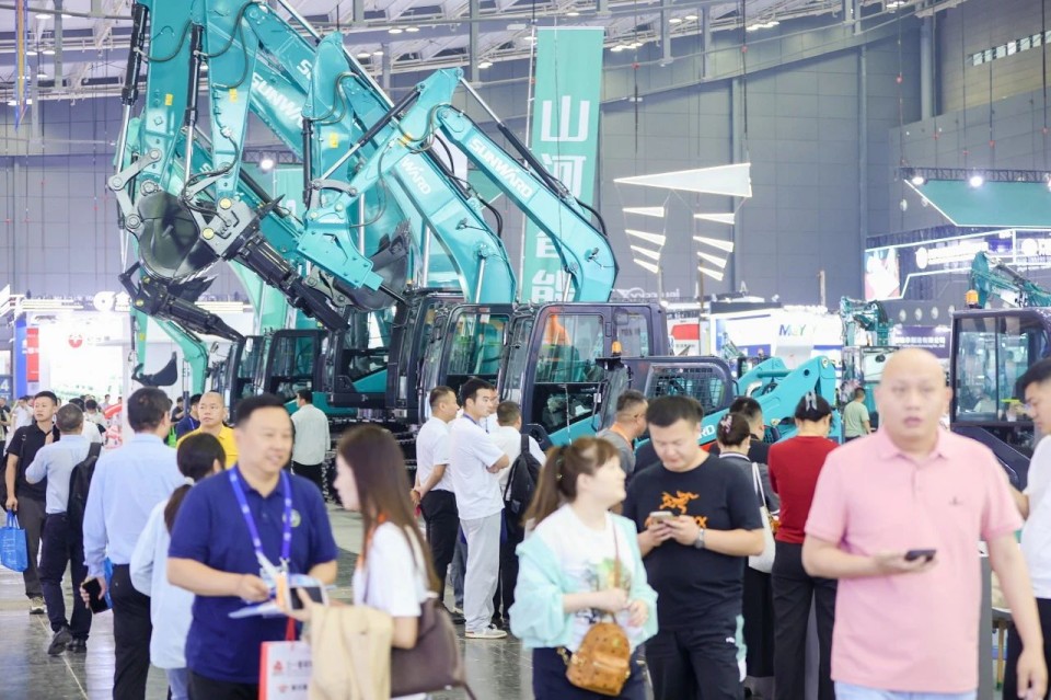 2025 CICEE | bti体育智能实力闪灼2025长沙国际工程机械展