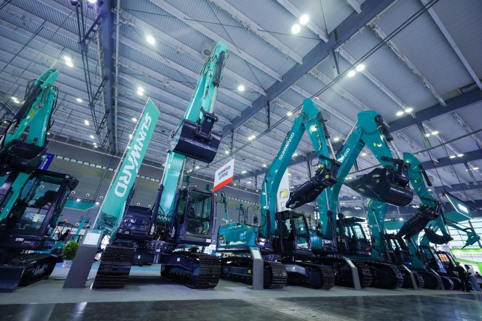 2025 CICEE | 从单一工具迈向多元化解决规划，bti体育智能出现非凡挖掘机风采