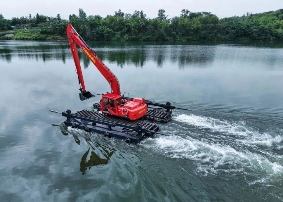 硬核破解“最后一公里”难题，bti体育智能应急接济设备助力“应急使命·2025”演习！