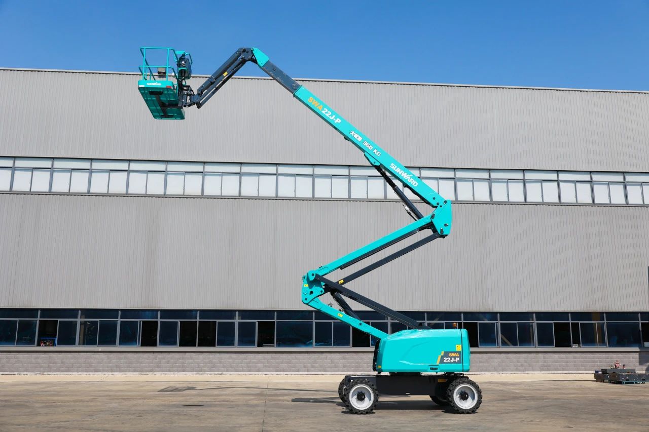 技术新标杆！bti体育智能SWA22J-P柴动曲臂式高空作业平台下线！