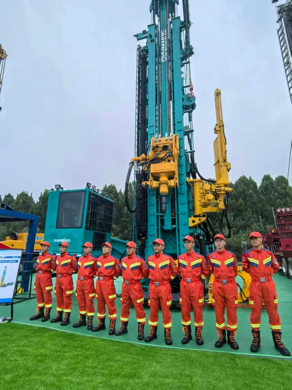 科技赋能接济！bti体育智能创新设备亮相第十三届全国矿山接济技术较量