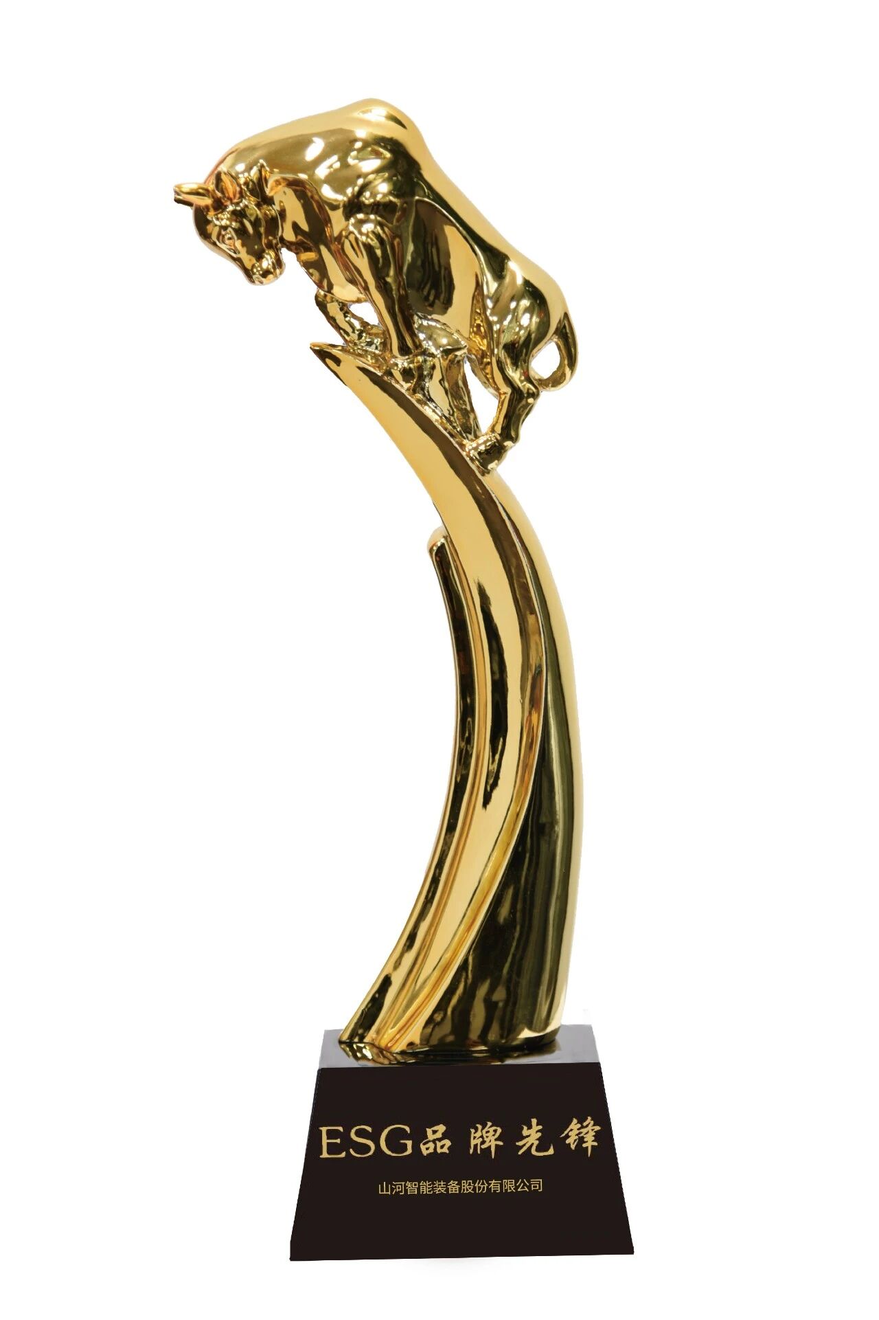 bti体育智能荣获“2025责任鲸牛奖?ESG品牌前锋”