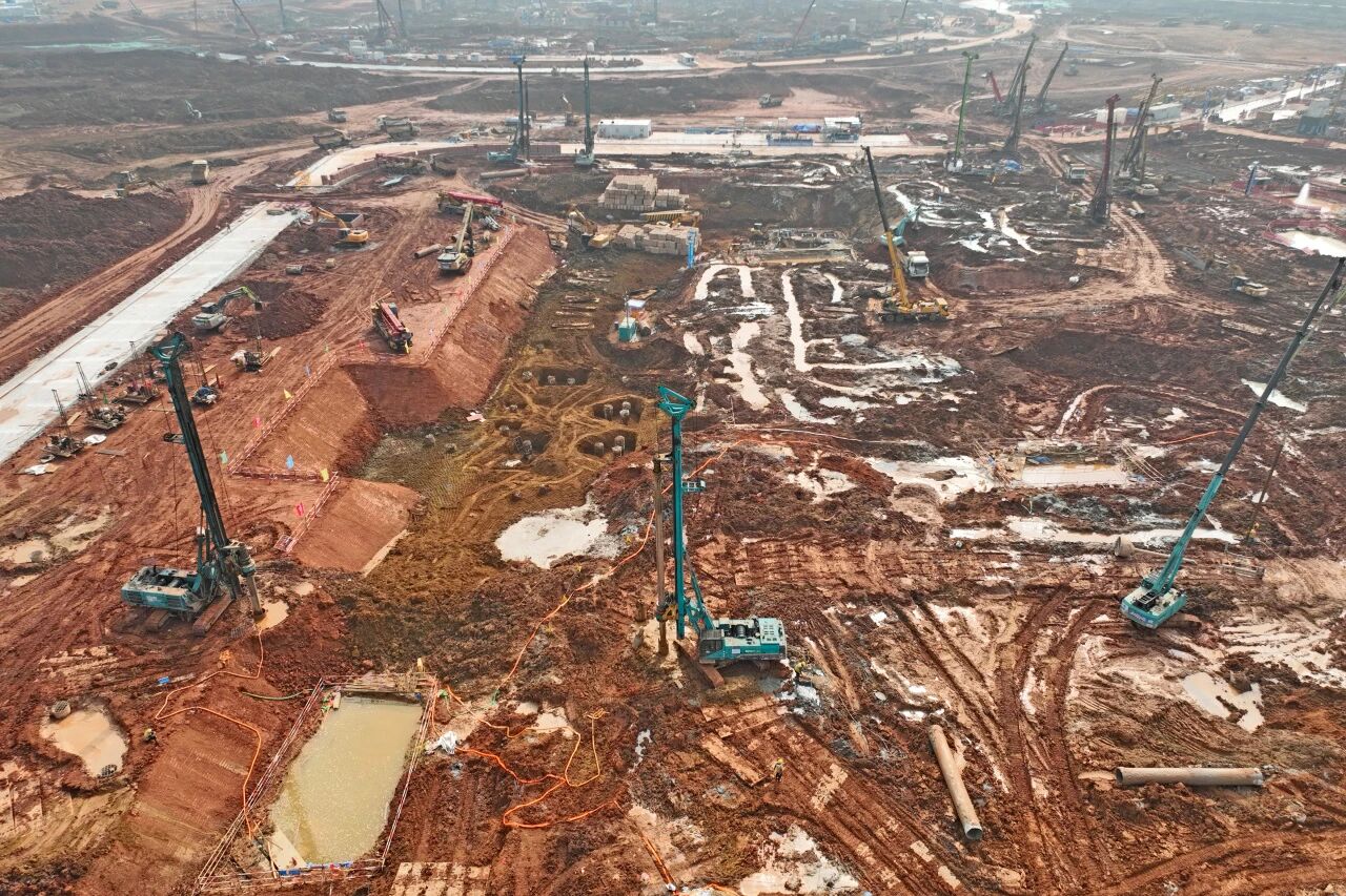 刷新“进度条”、构筑新地标！bti体育智能旋挖集群助力长沙奥体中心建设